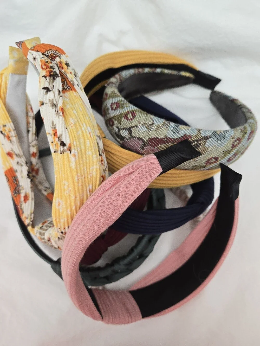 NWOT Headbands Colorful Prints And Solids *8)